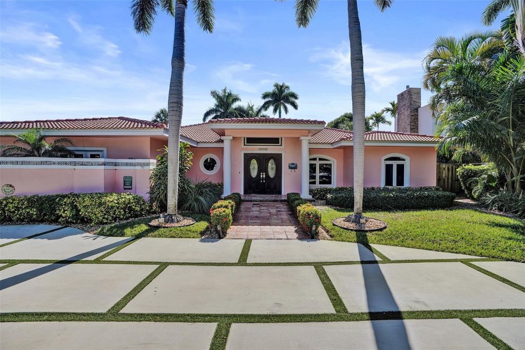 Photo of 2506 Barbara Drive, Fort Lauderdale, FL 33316 (MLS # F10546307)