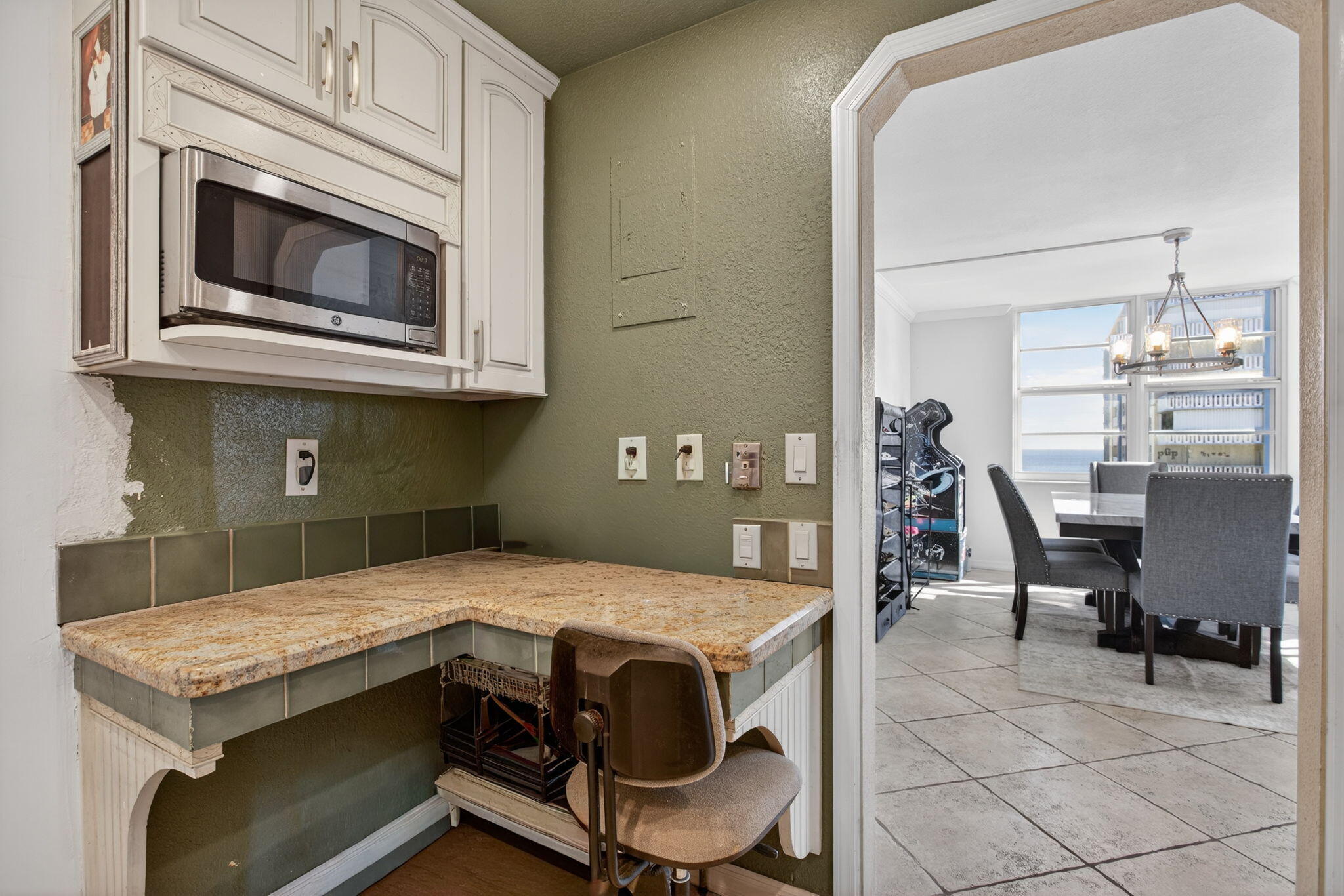 301 N Ocean Boulevard 1006