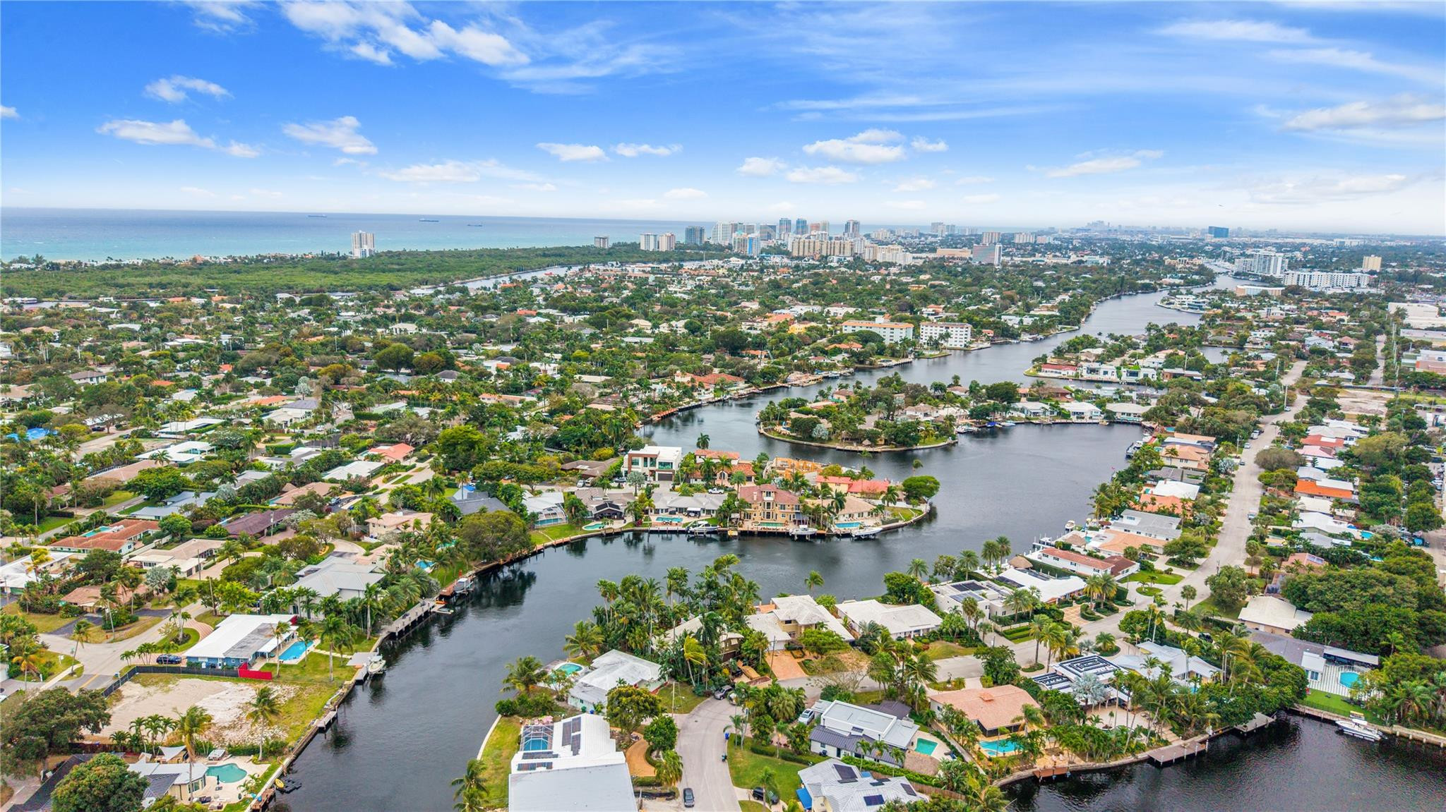 2464 NE 22nd Terrace