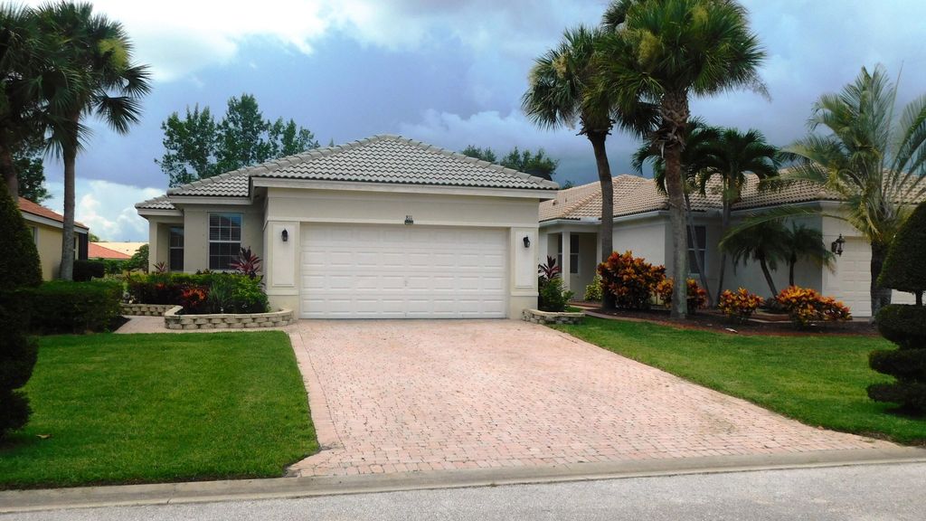Photo of 811 NW Rutherford Court, Port St Lucie, FL 34983 (MLS # R10819260)