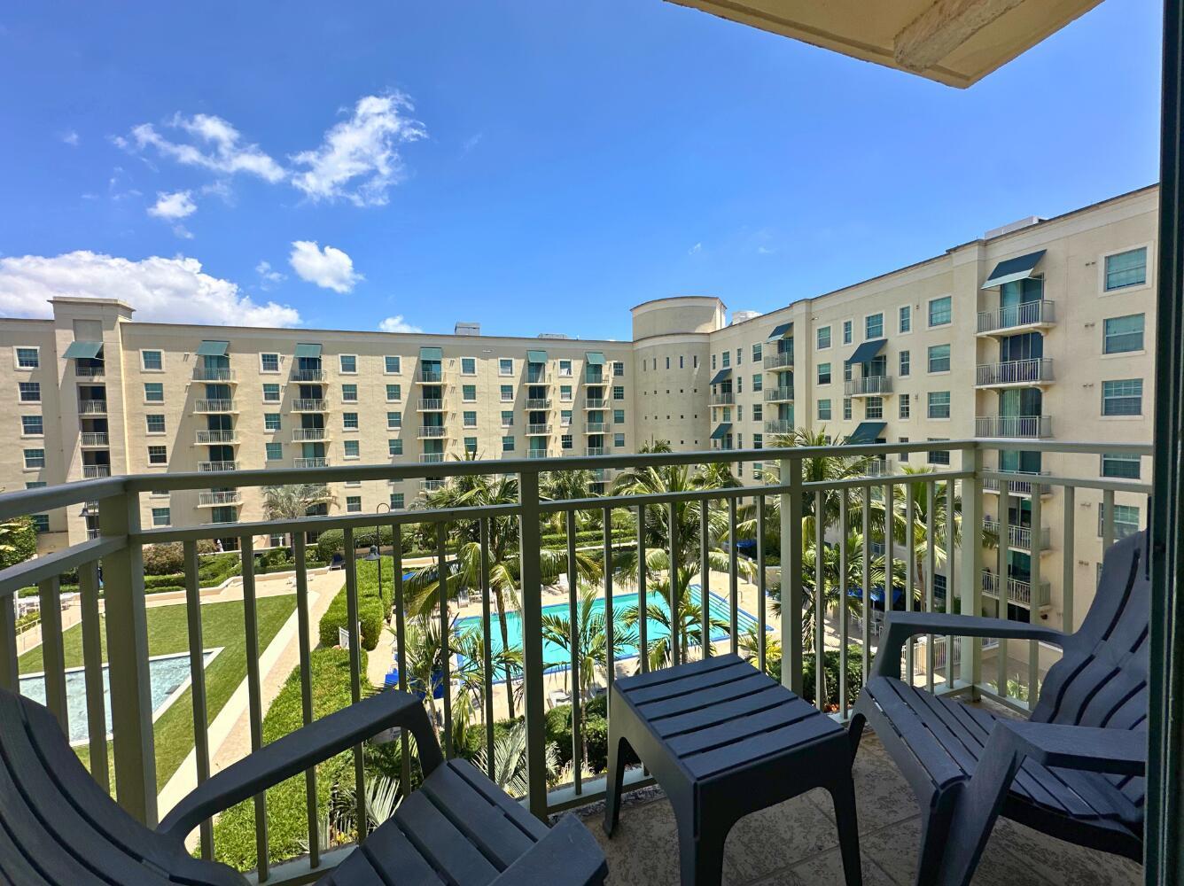 610 Clematis Street 629