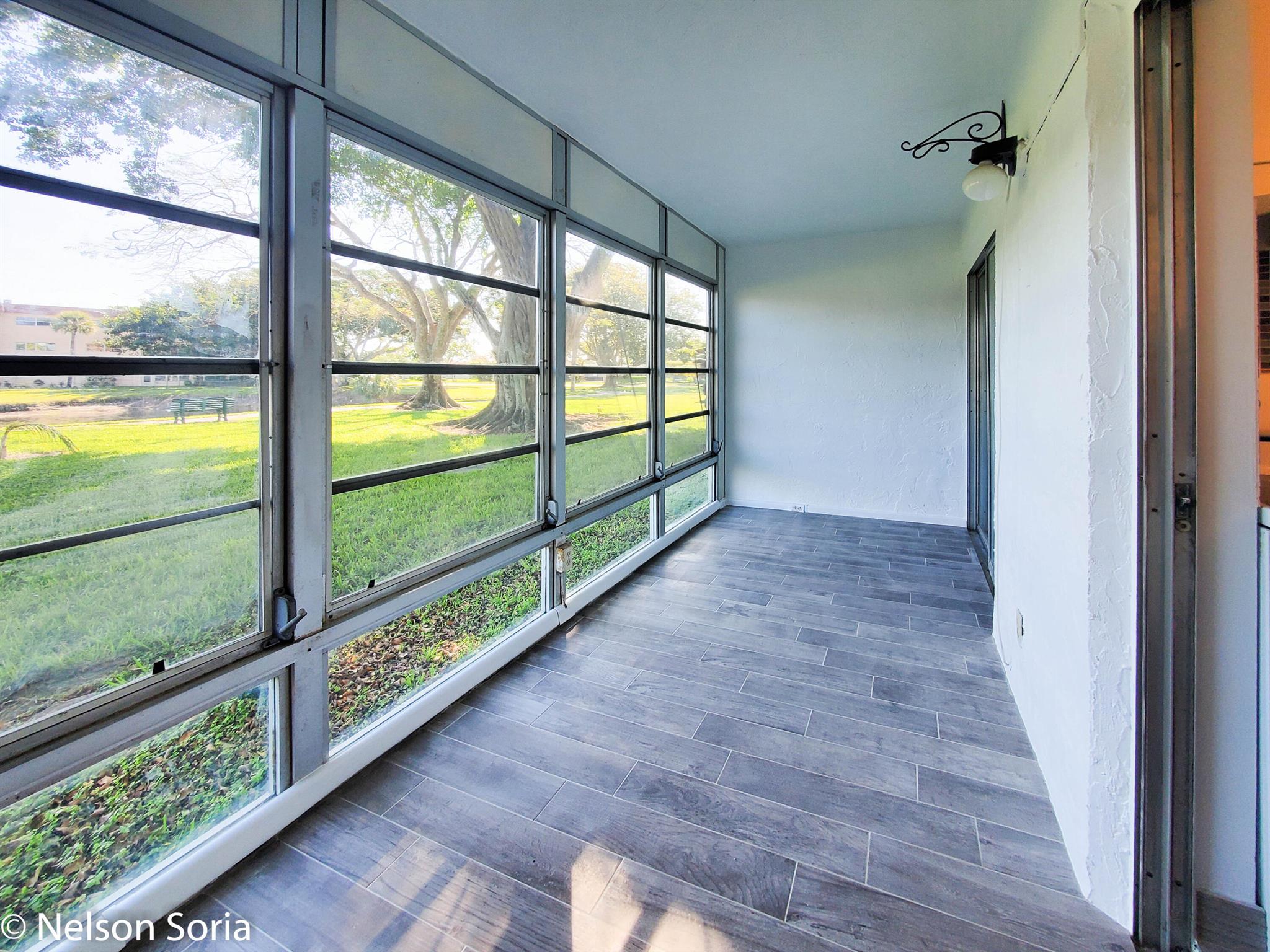 VILLAGES OF ORIOLE ABBEY - Residential Lease