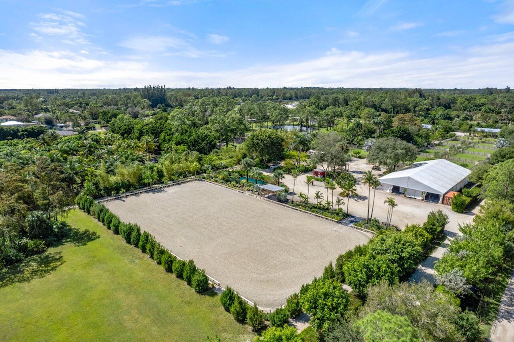 LOXAHATCHEE GROVES - Residential Lease