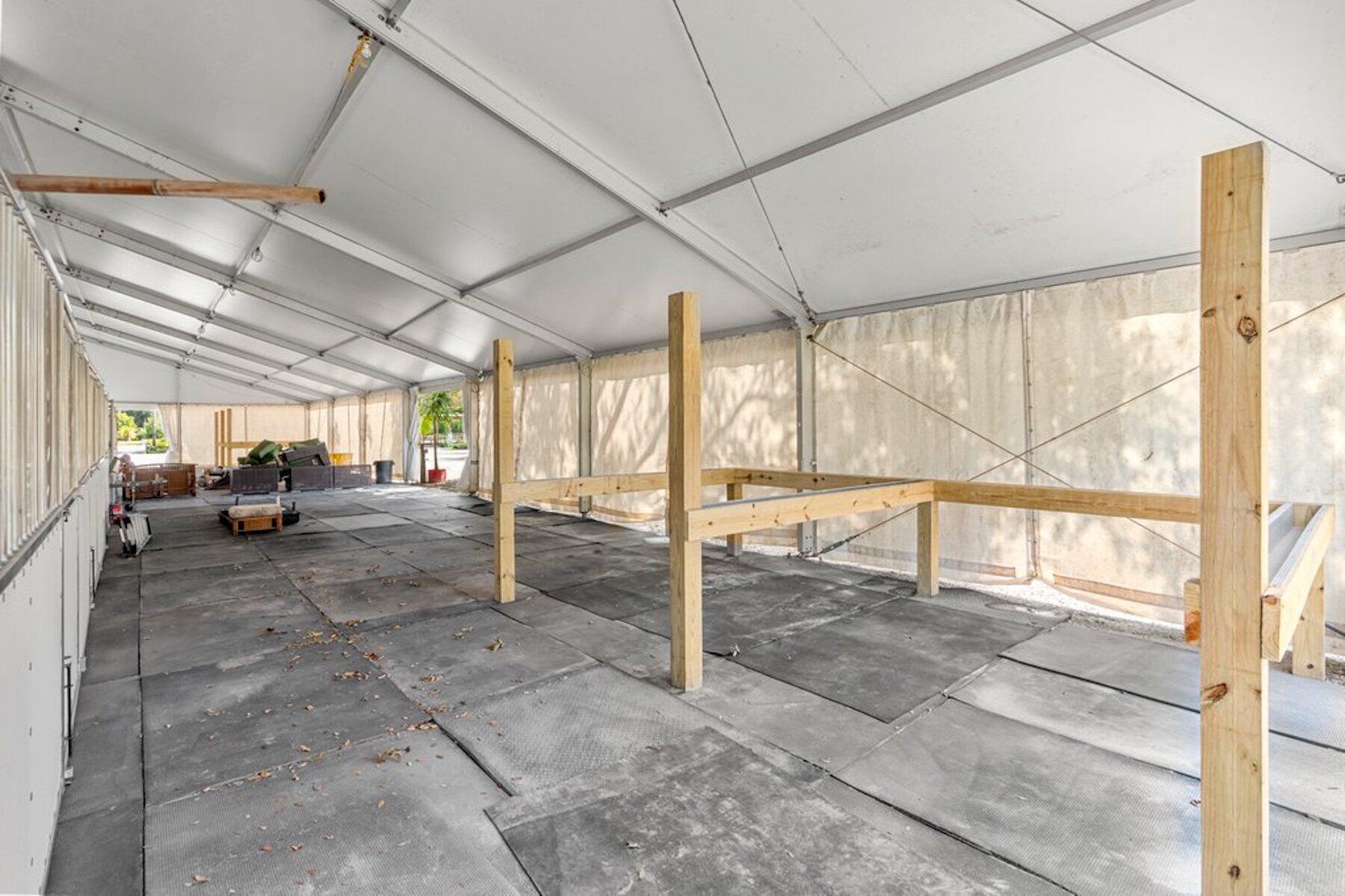 LOXAHATCHEE GROVES - Residential Lease