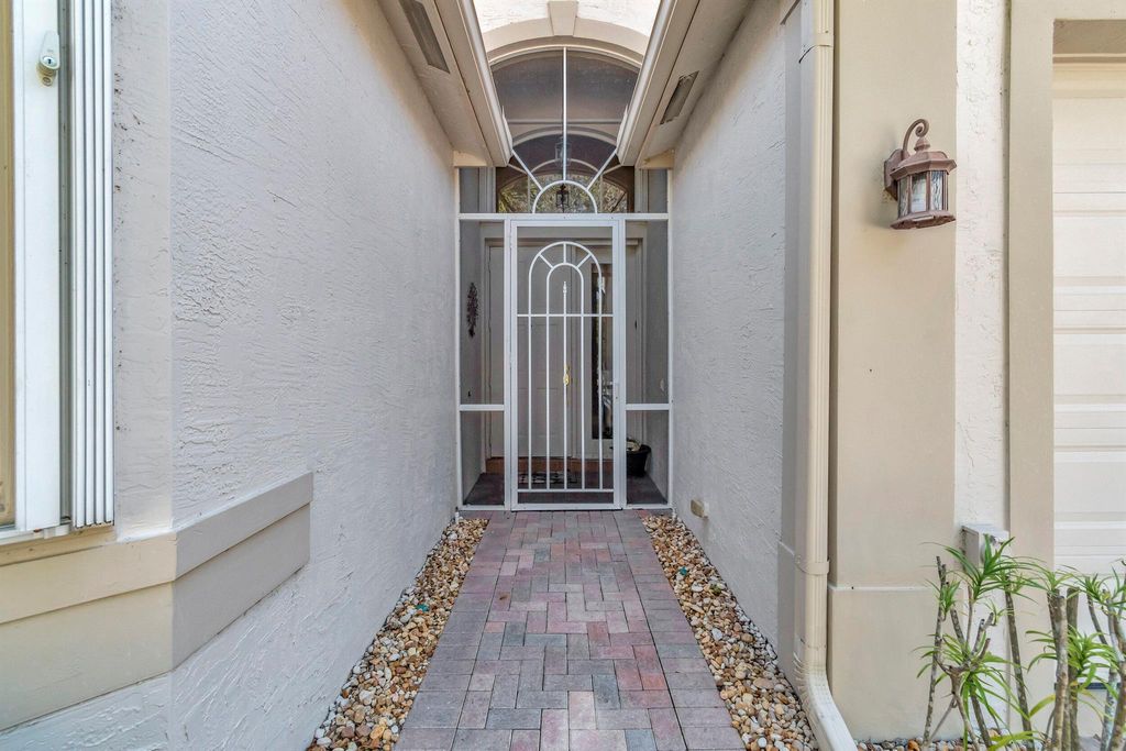 Photo of 9814 Casa Mar Drive, Lake Worth, FL 33467 (MLS # R10932942)