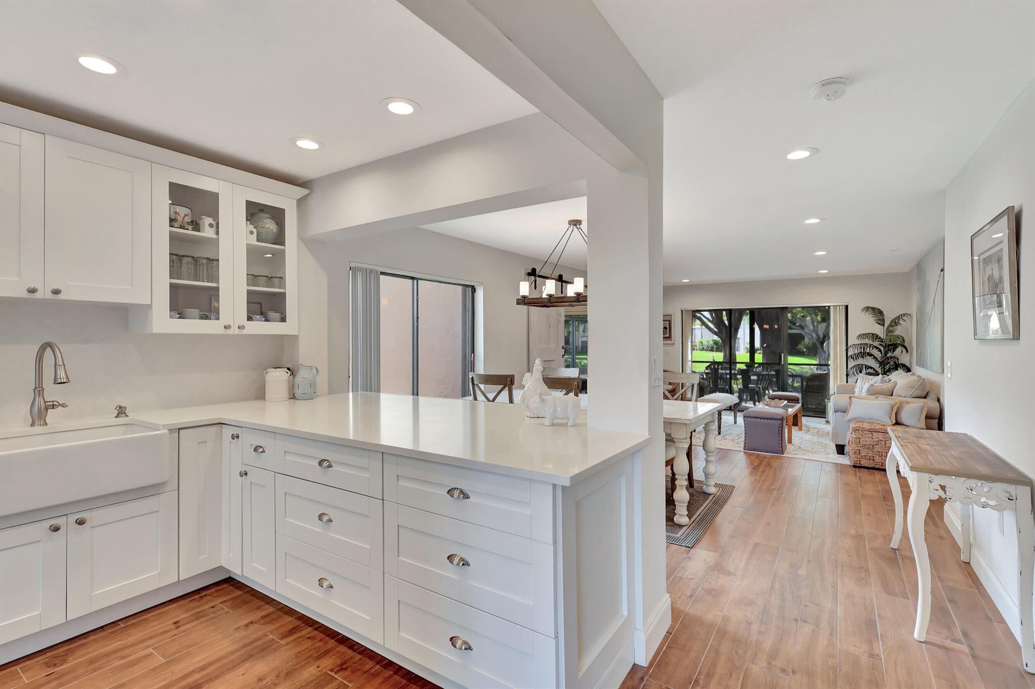 STRATFORD AT HUNTERS RUN CONDO - Residential