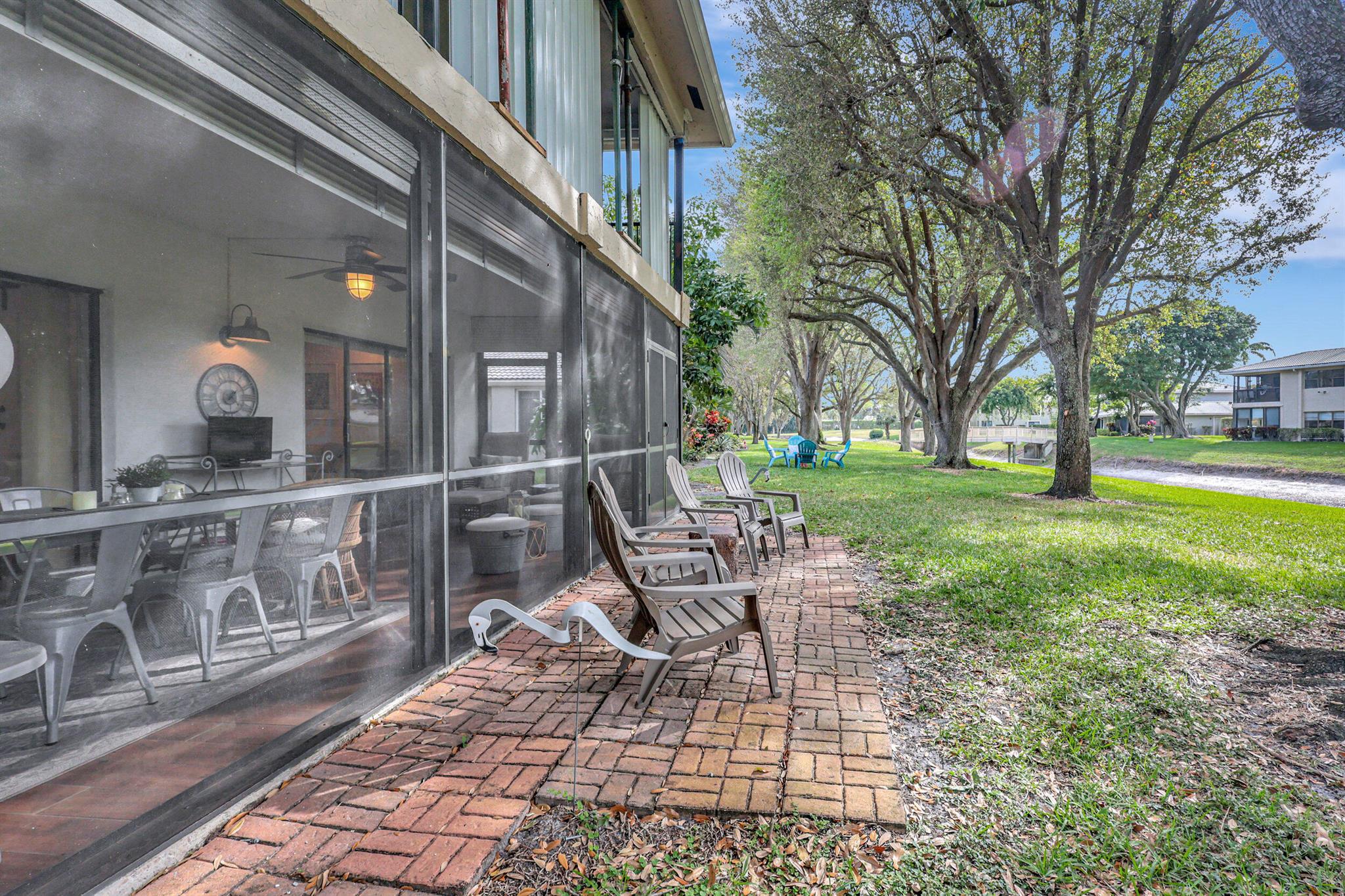 STRATFORD AT HUNTERS RUN CONDO - Residential