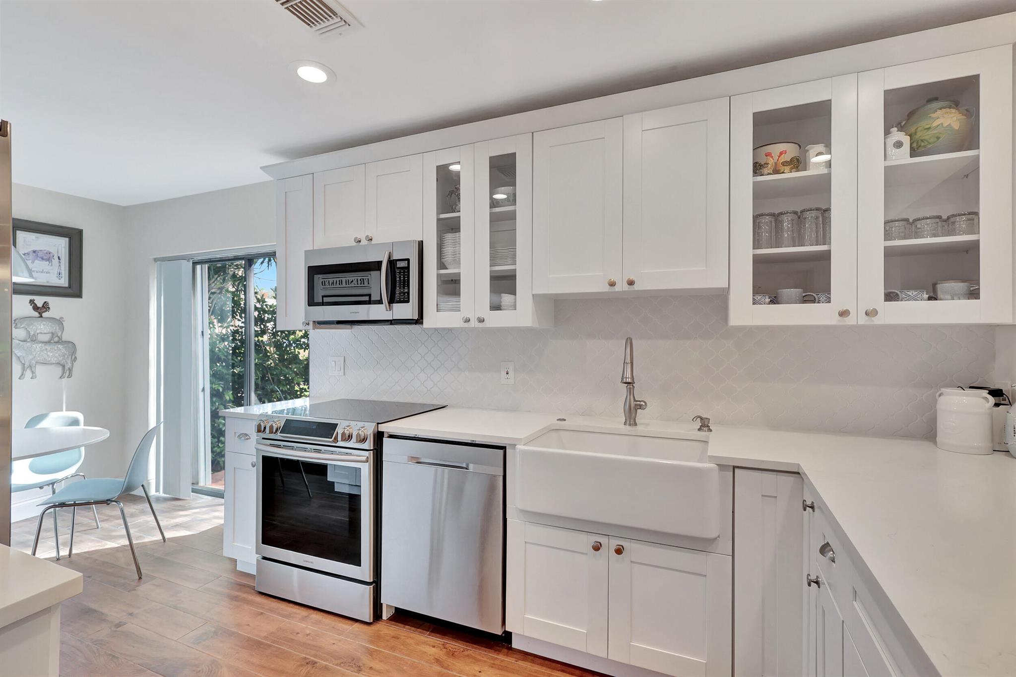 STRATFORD AT HUNTERS RUN CONDO - Residential