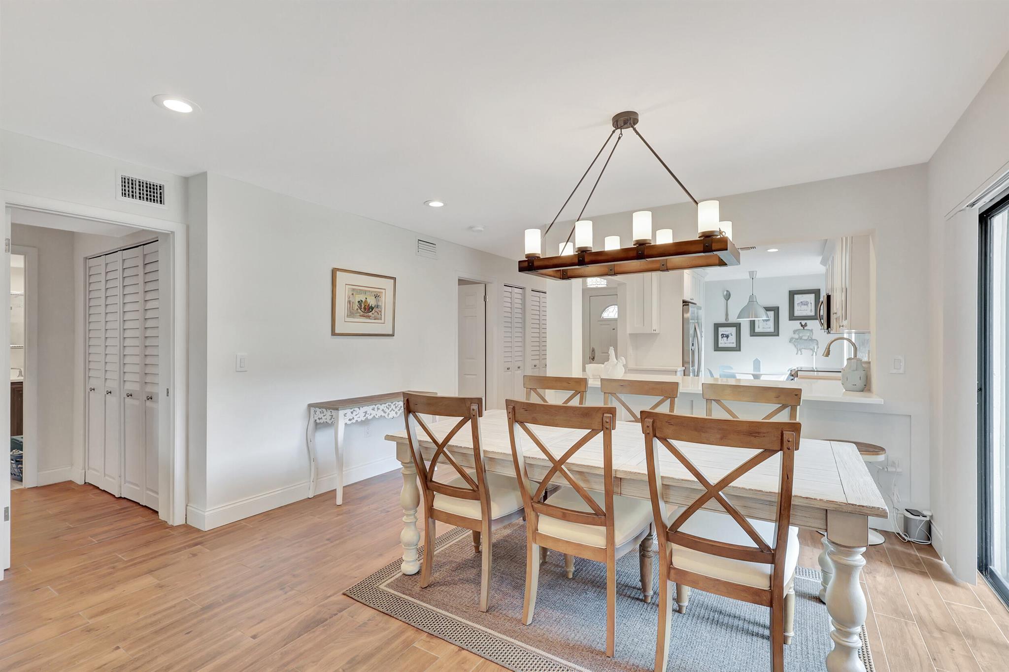 STRATFORD AT HUNTERS RUN CONDO - Residential