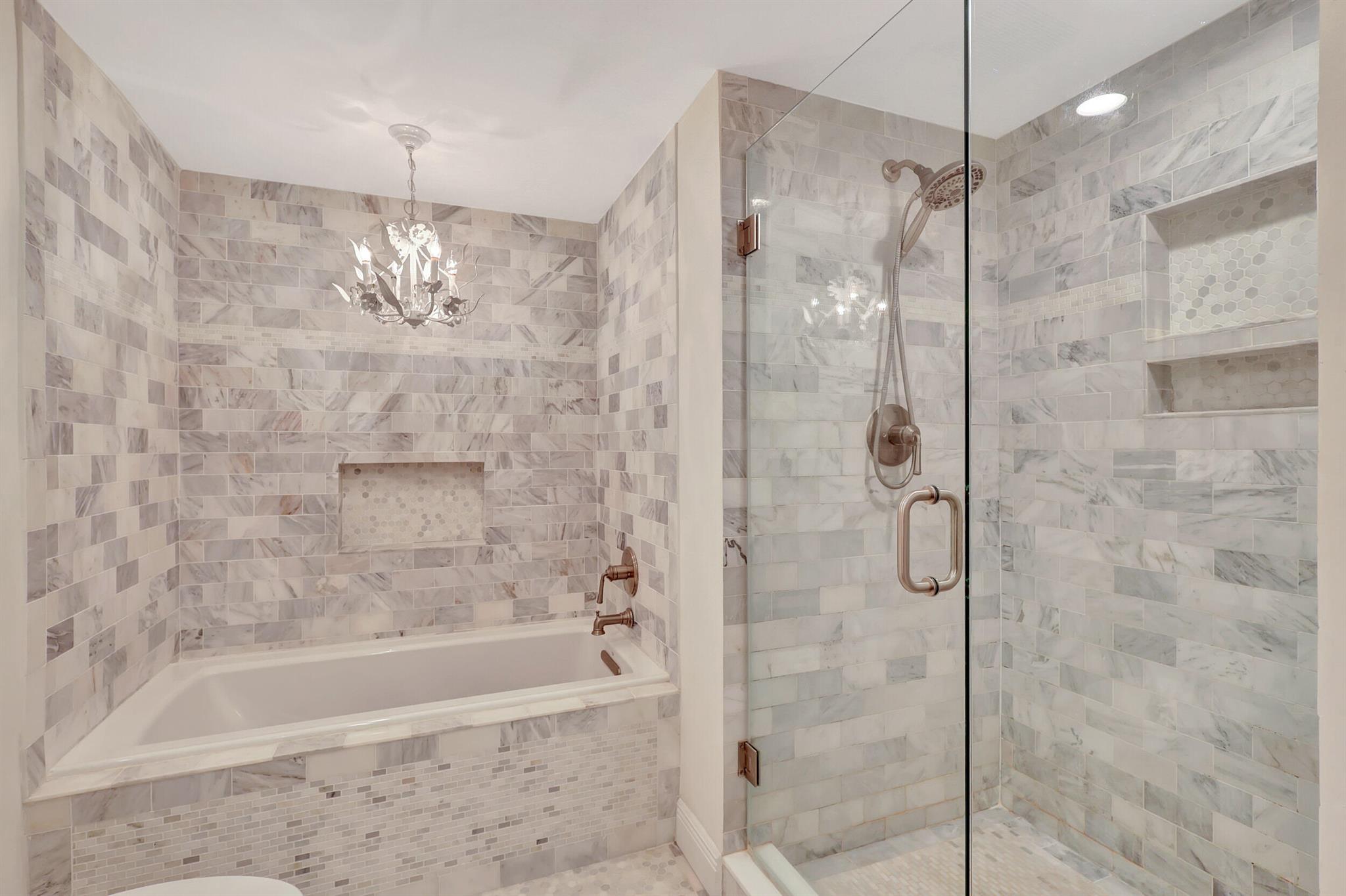 STRATFORD AT HUNTERS RUN CONDO - Residential