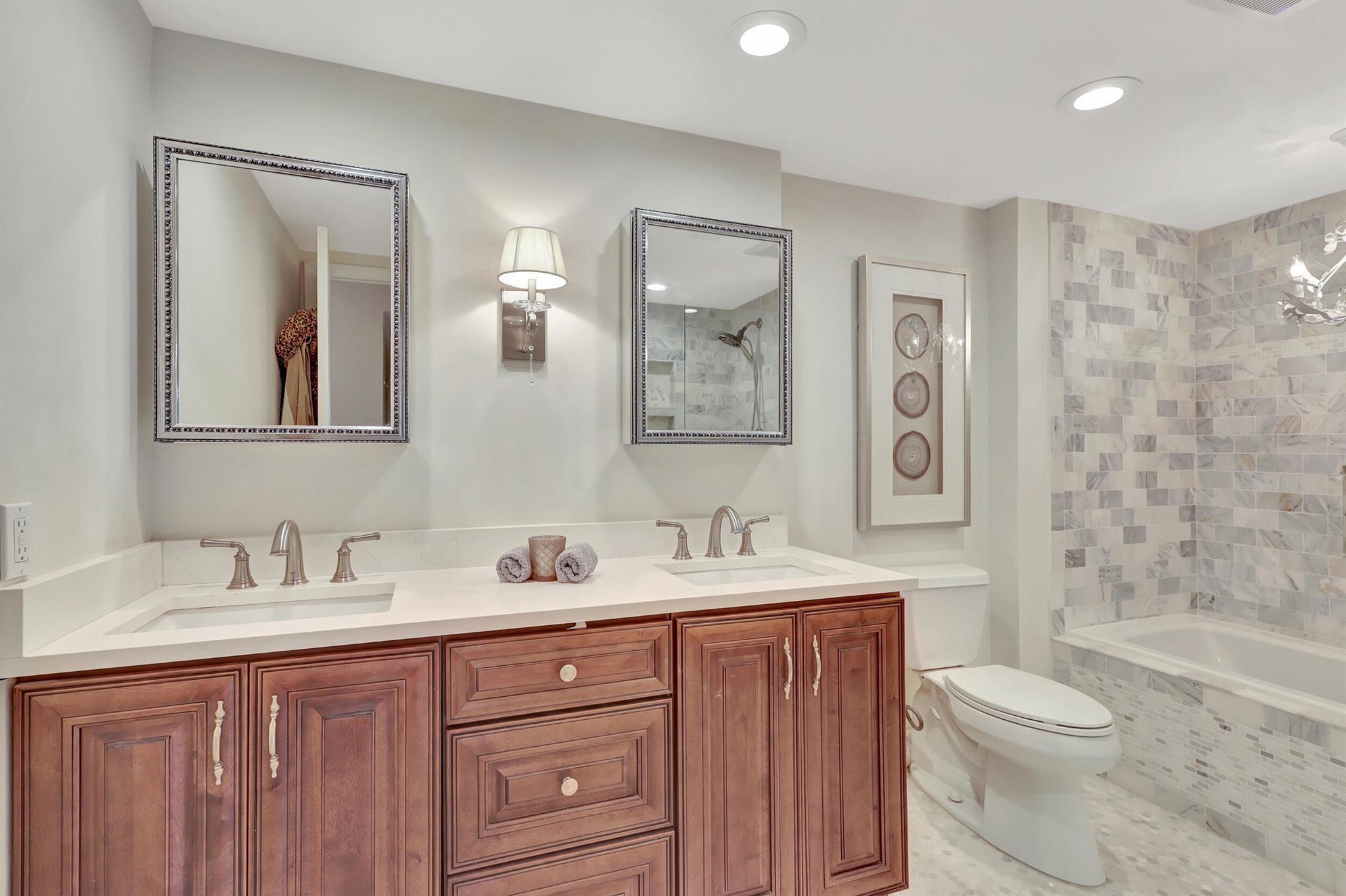 STRATFORD AT HUNTERS RUN CONDO - Residential