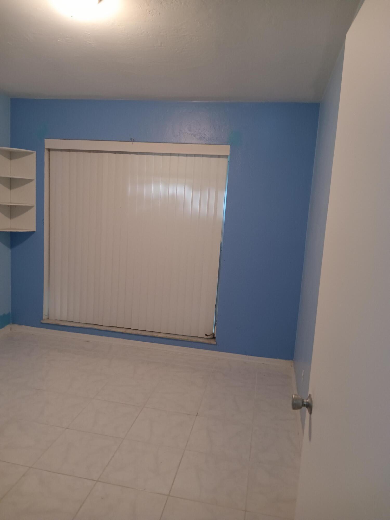 RIVER PARK UNIT 5 - Residential