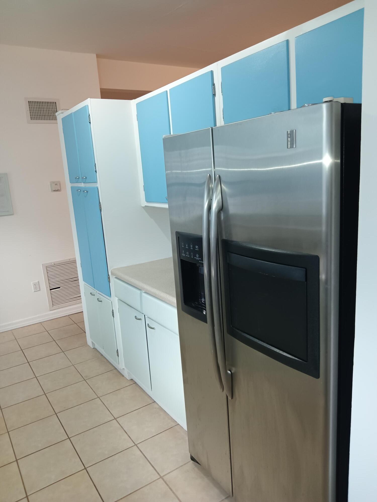 RIVER PARK UNIT 5 - Residential