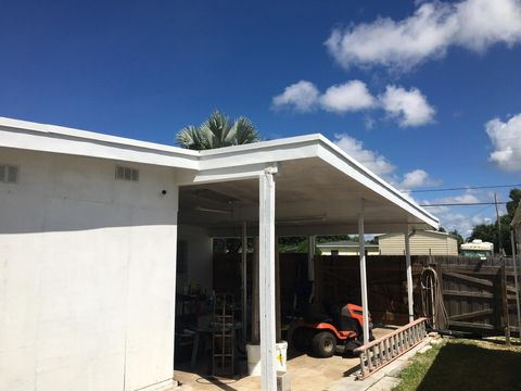 A home in Port St Lucie