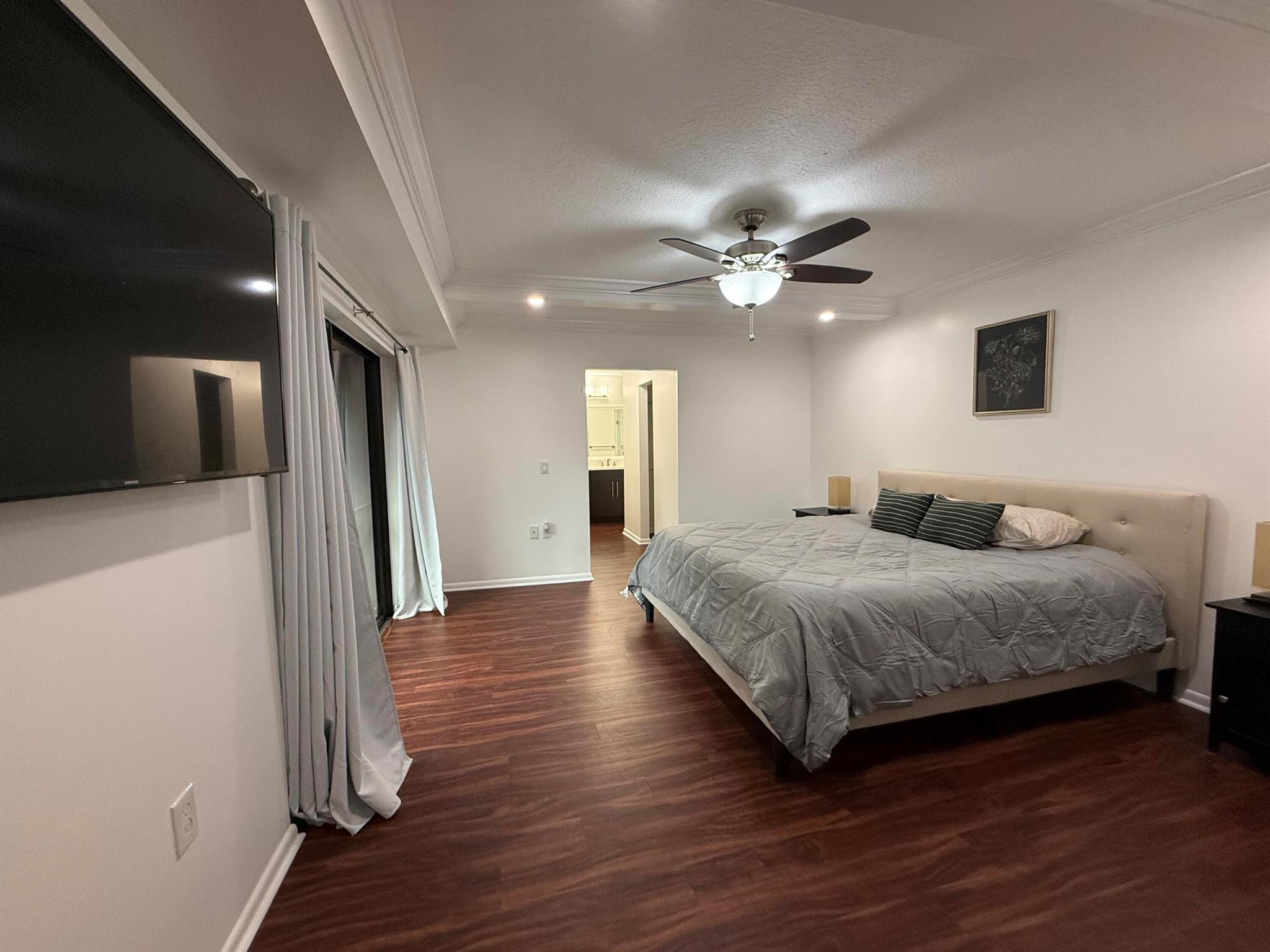 GARDEN LAKES - Residential Lease