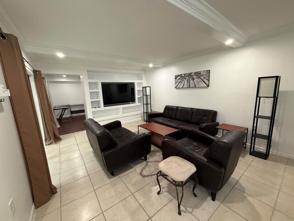 Photo of 2410 24th Lane, Palm Beach Gardens, FL 33418 (MLS # R11135577)