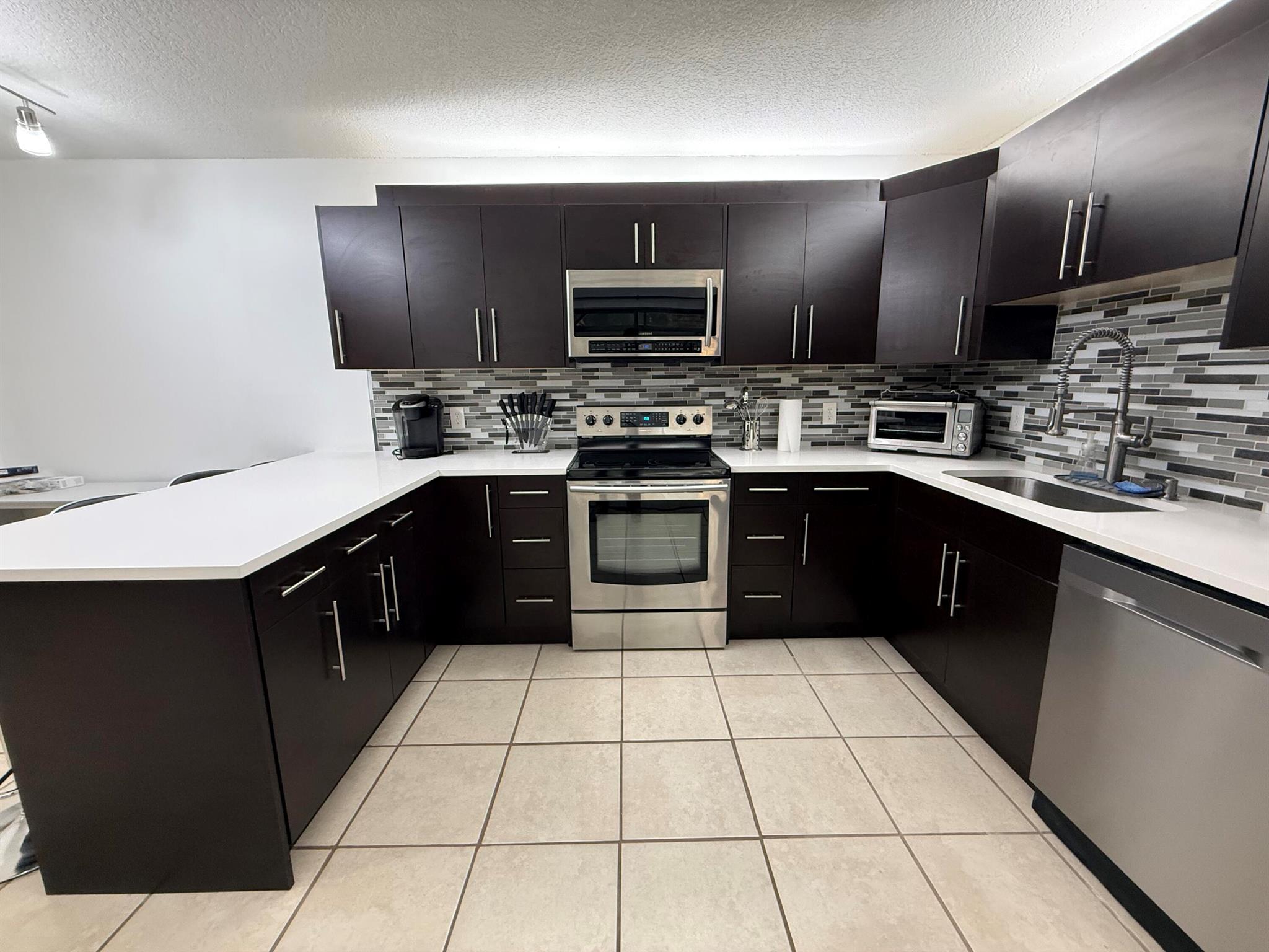 View photos, virtual tours, details... 2410 24th Lane