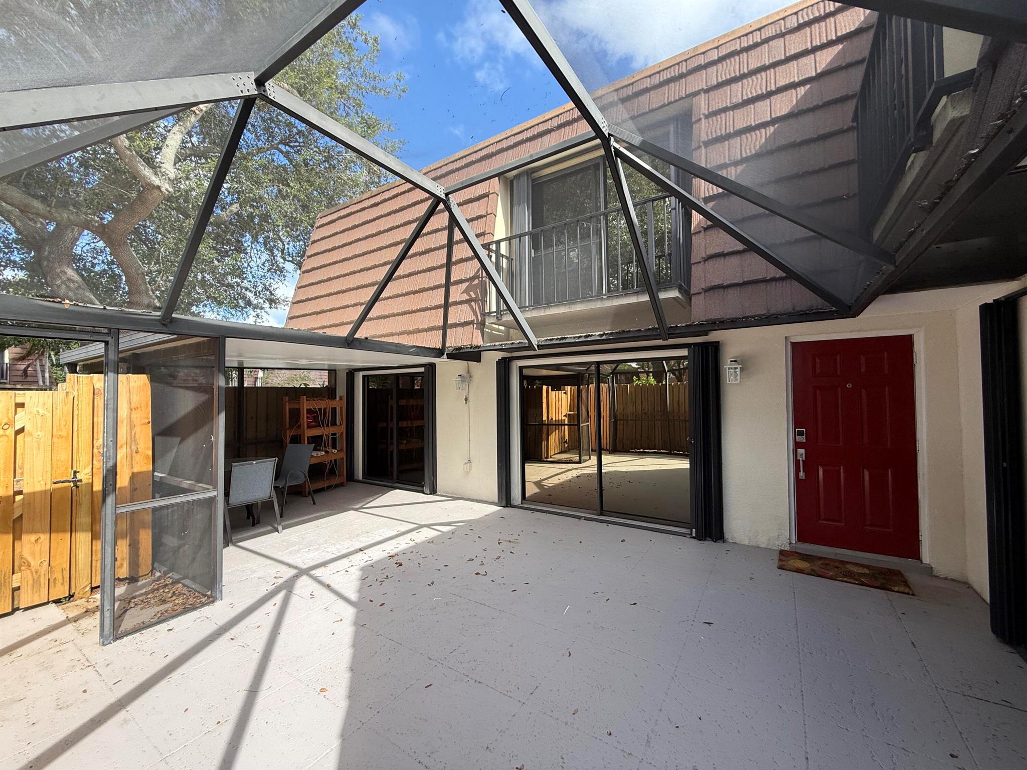 GARDEN LAKES - Residential Lease