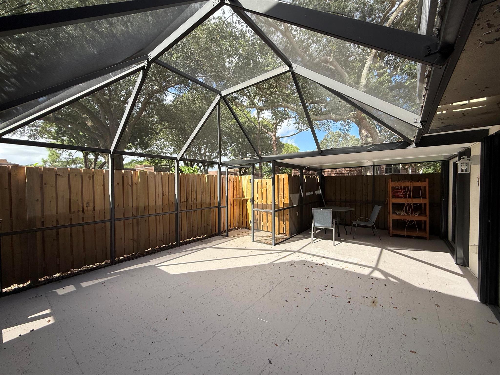 GARDEN LAKES - Residential Lease