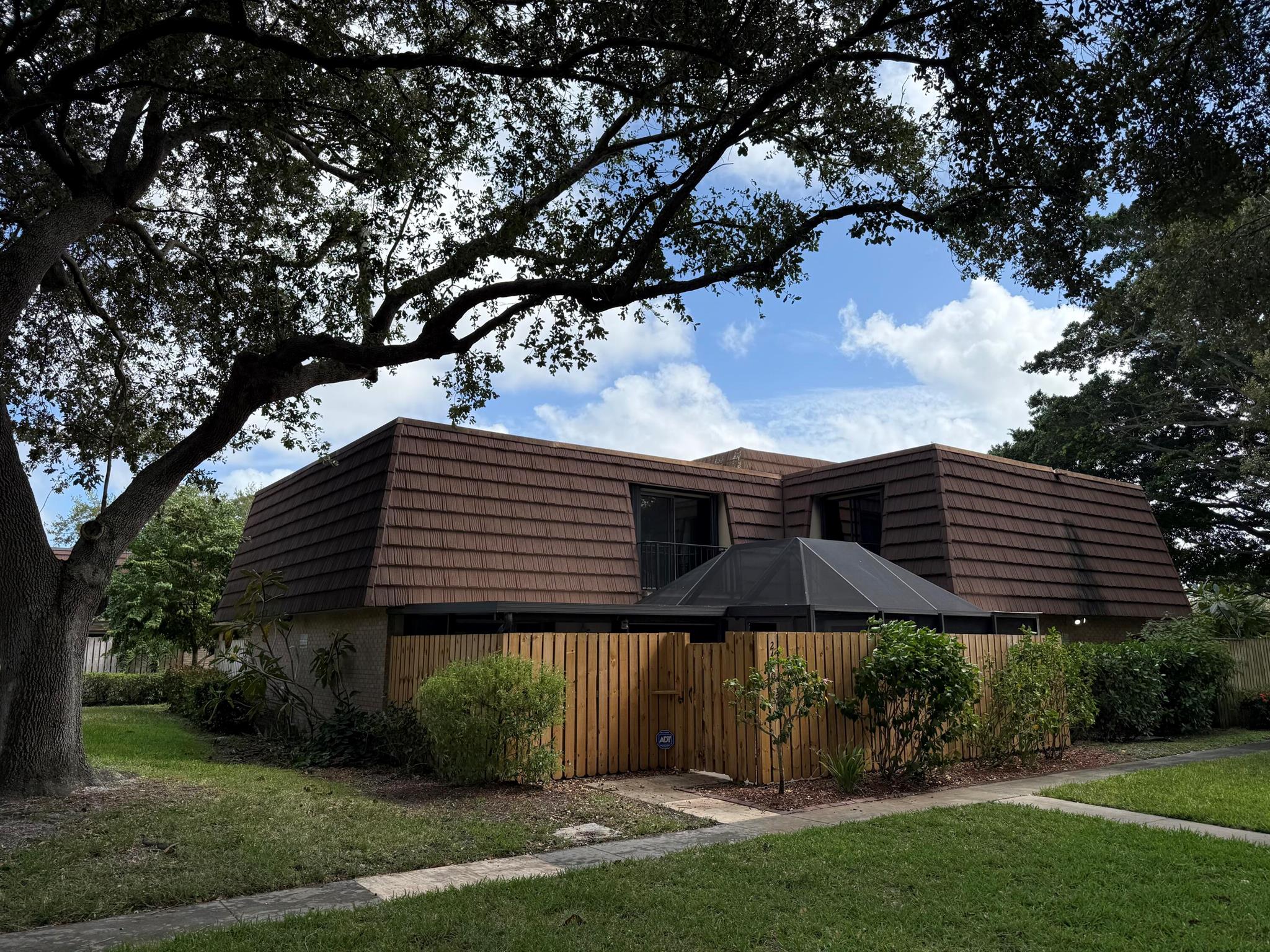 GARDEN LAKES - Residential Lease