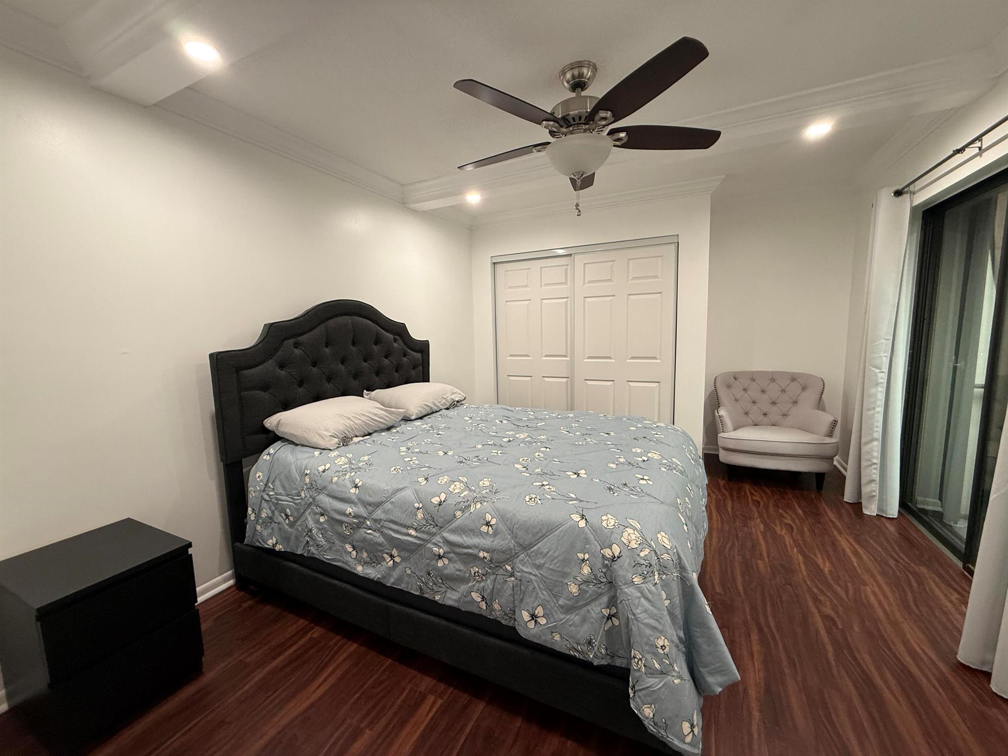 GARDEN LAKES - Residential Lease