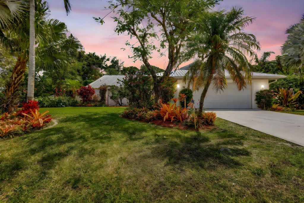 Photo of 2101 SE Harlow Street, Port Saint Lucie, FL 34952 (MLS # R11078427)