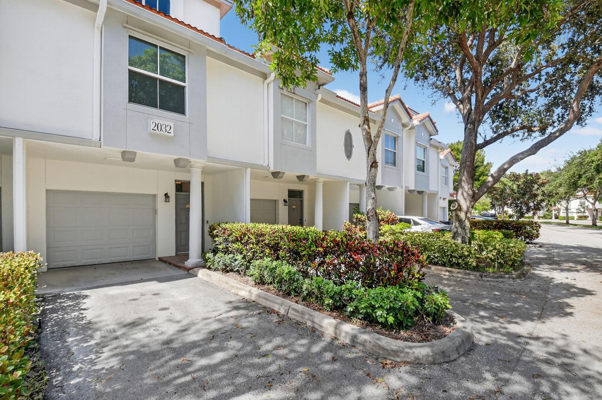 Tierra Verde At Delray Be - Residential Lease