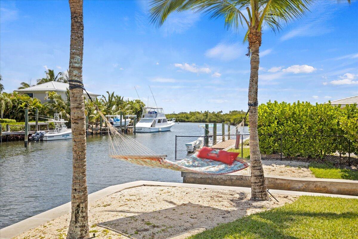 YACHT CLUB ESTATES - Residential Lease