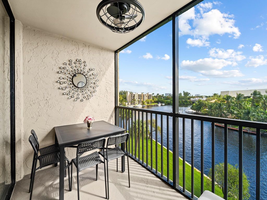Photo of 13 Royal Palm Way #5030, Boca Raton, FL 33432 (MLS # R11134323)