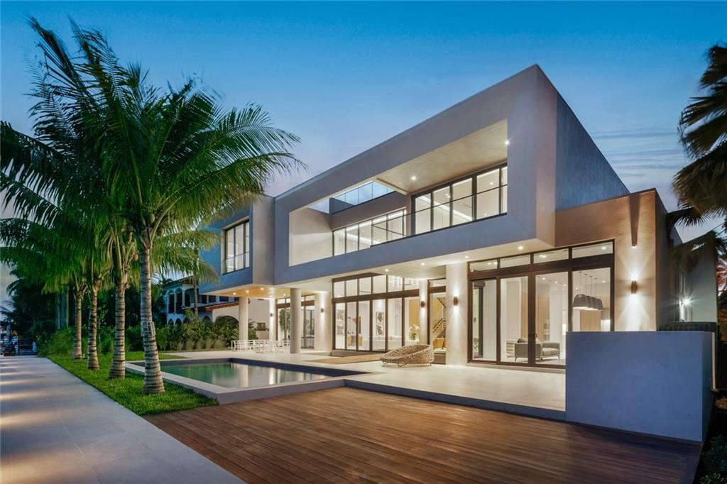 Las Olas Isles - Residential