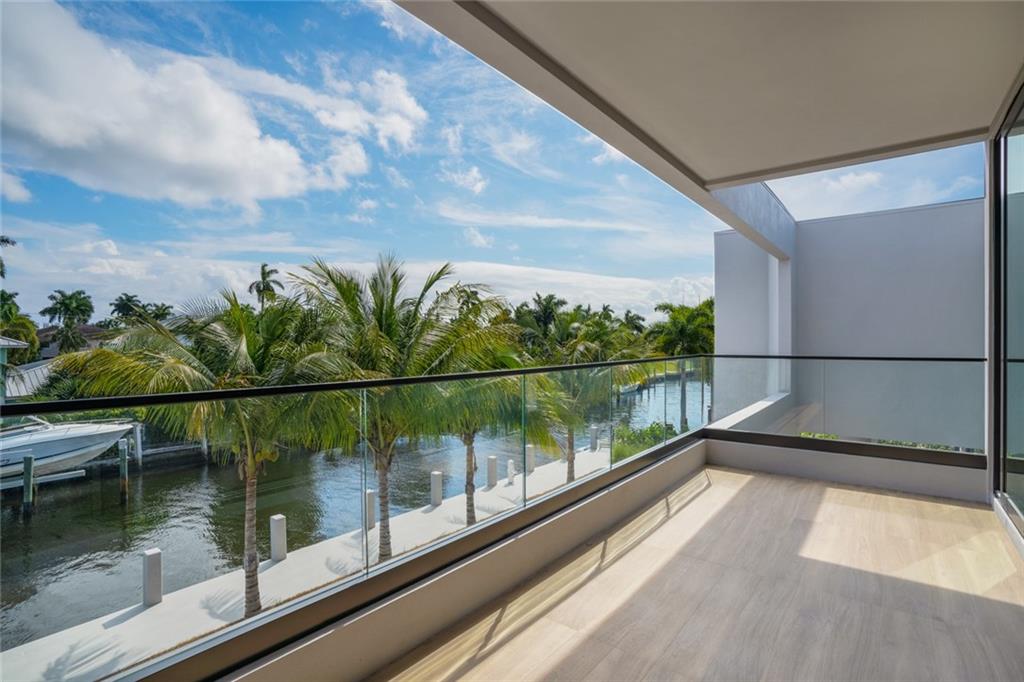 Las Olas Isles - Residential