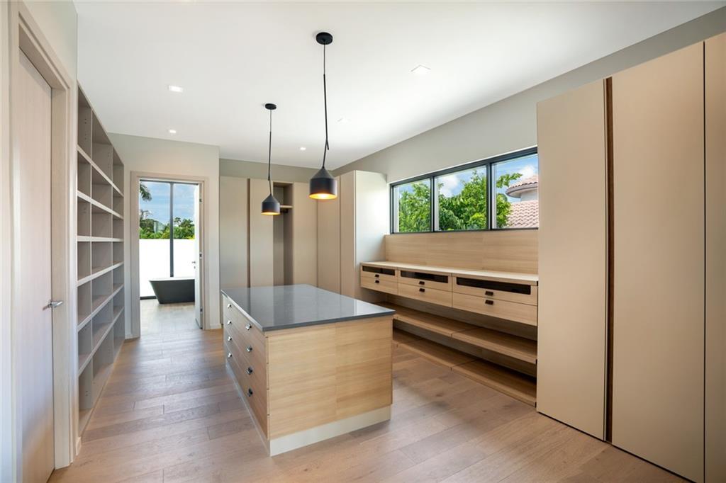 Las Olas Isles - Residential