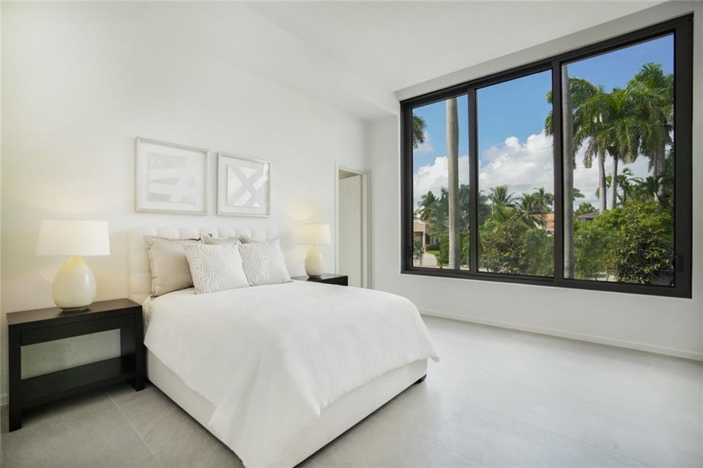 Las Olas Isles - Residential