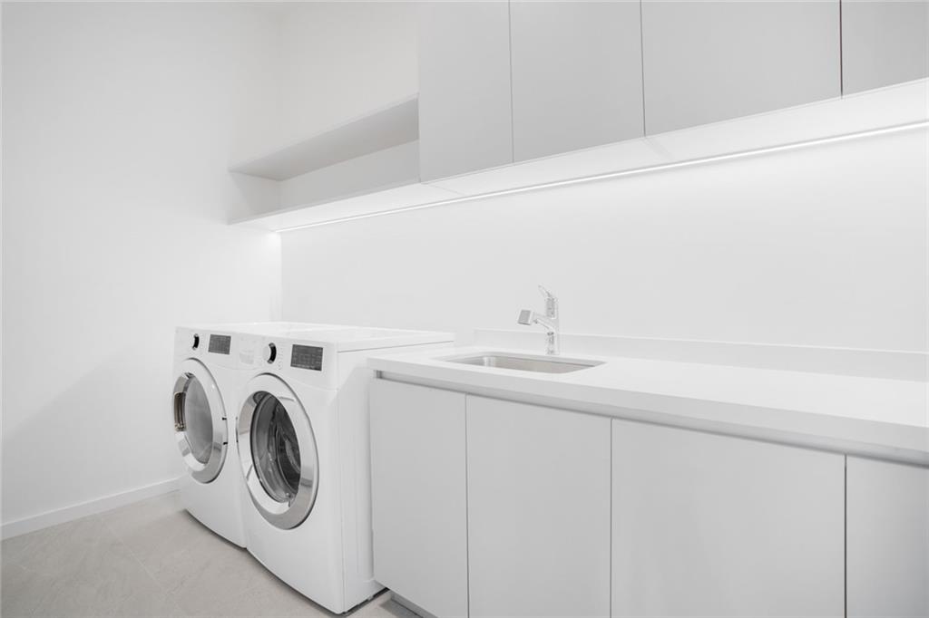 Las Olas Isles - Residential