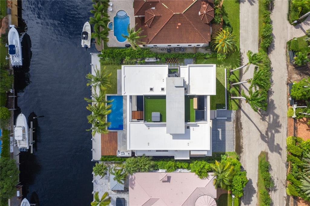Las Olas Isles - Residential