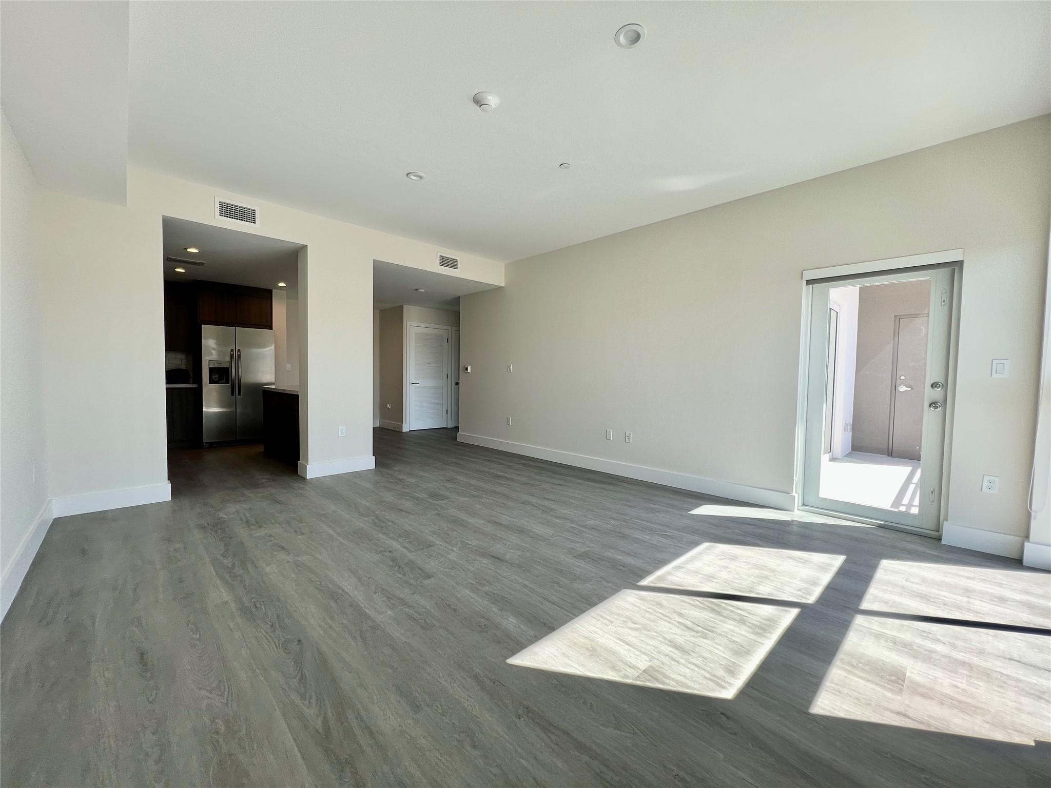 Aesthetic Apartments - Residential