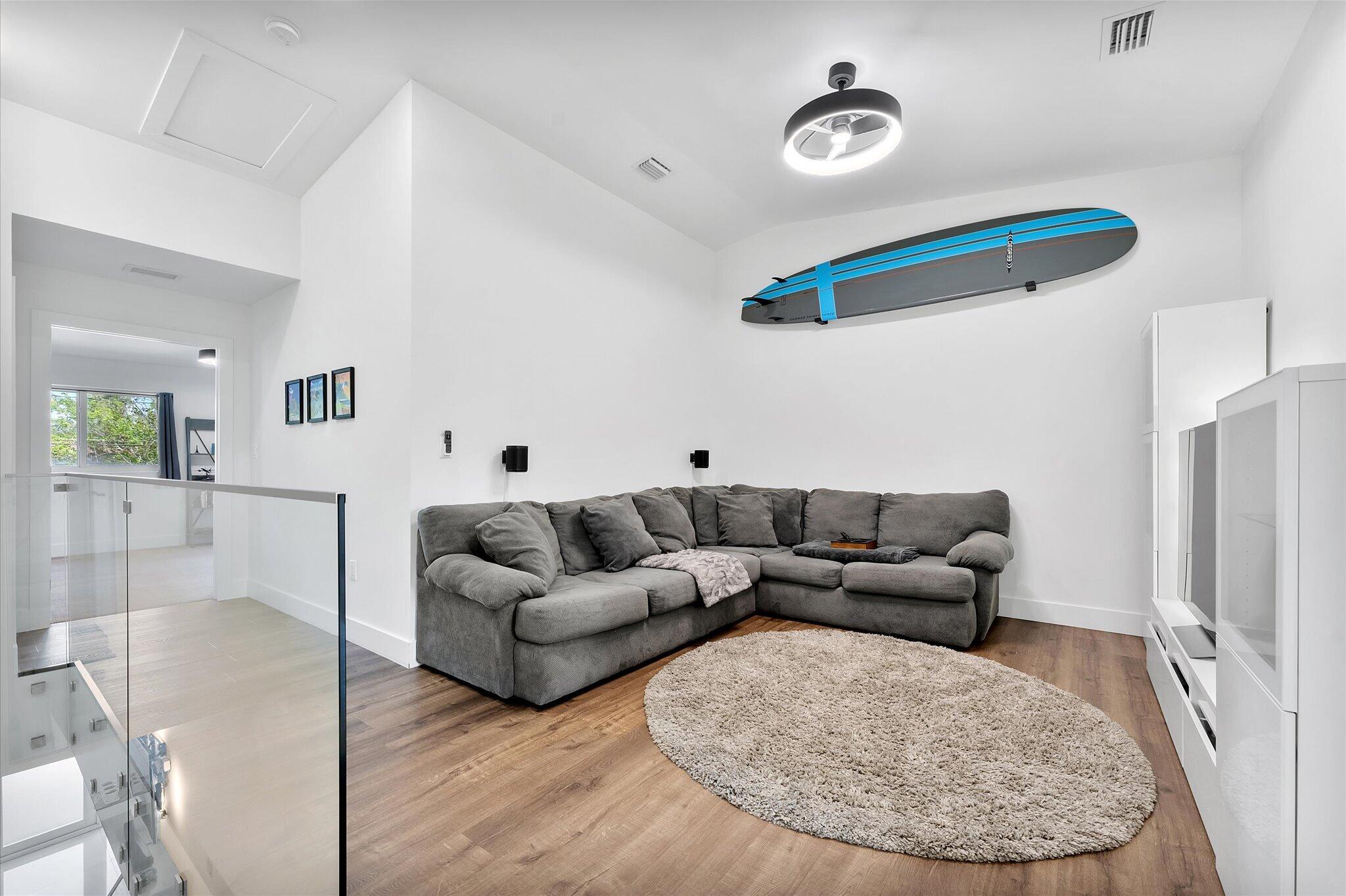 OAKLAND PARK - Residential