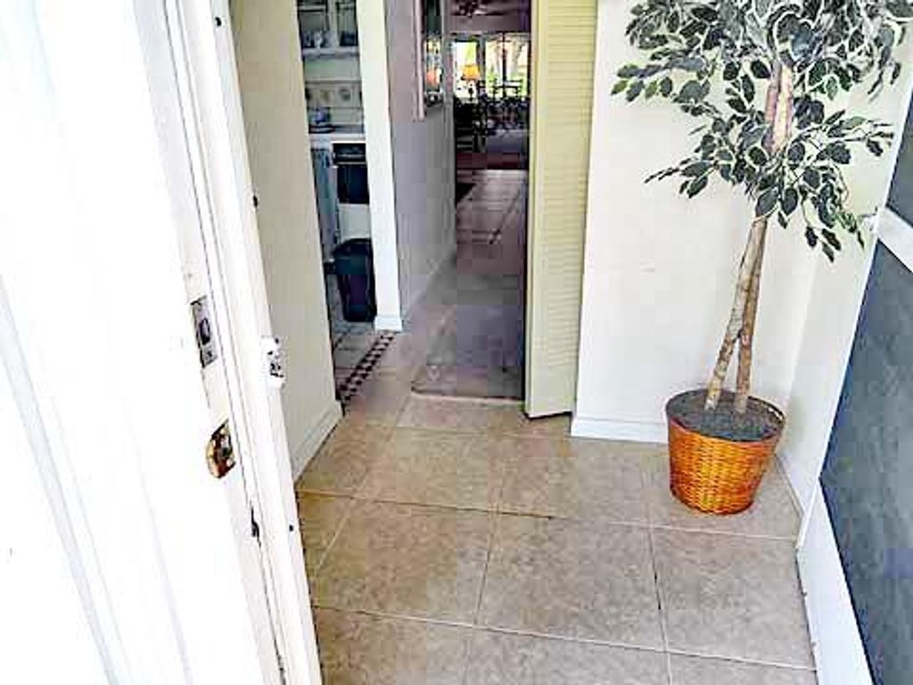 Photo of 1228 S Lakes End Drive #Apt E, Fort Pierce, FL 34982 (MLS # R10797072)