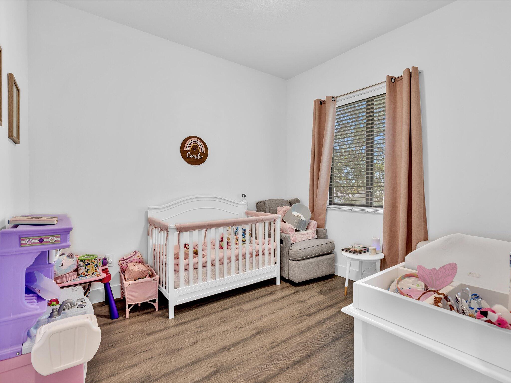 VENETIAN VILLAS - Residential Lease