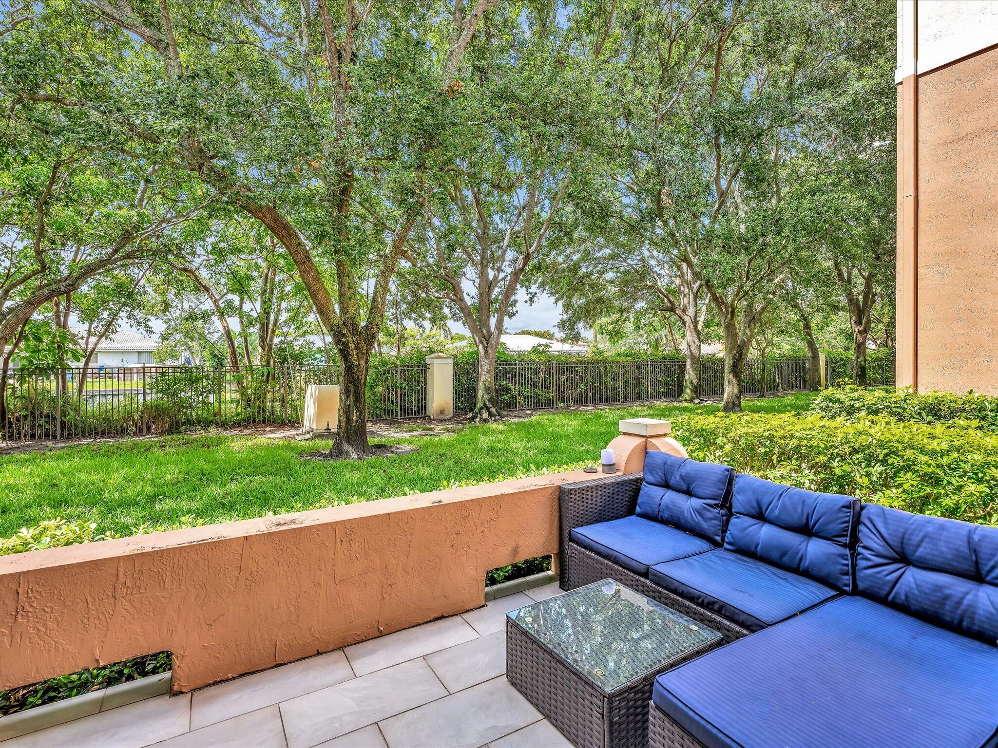 VENETIAN VILLAS - Residential Lease