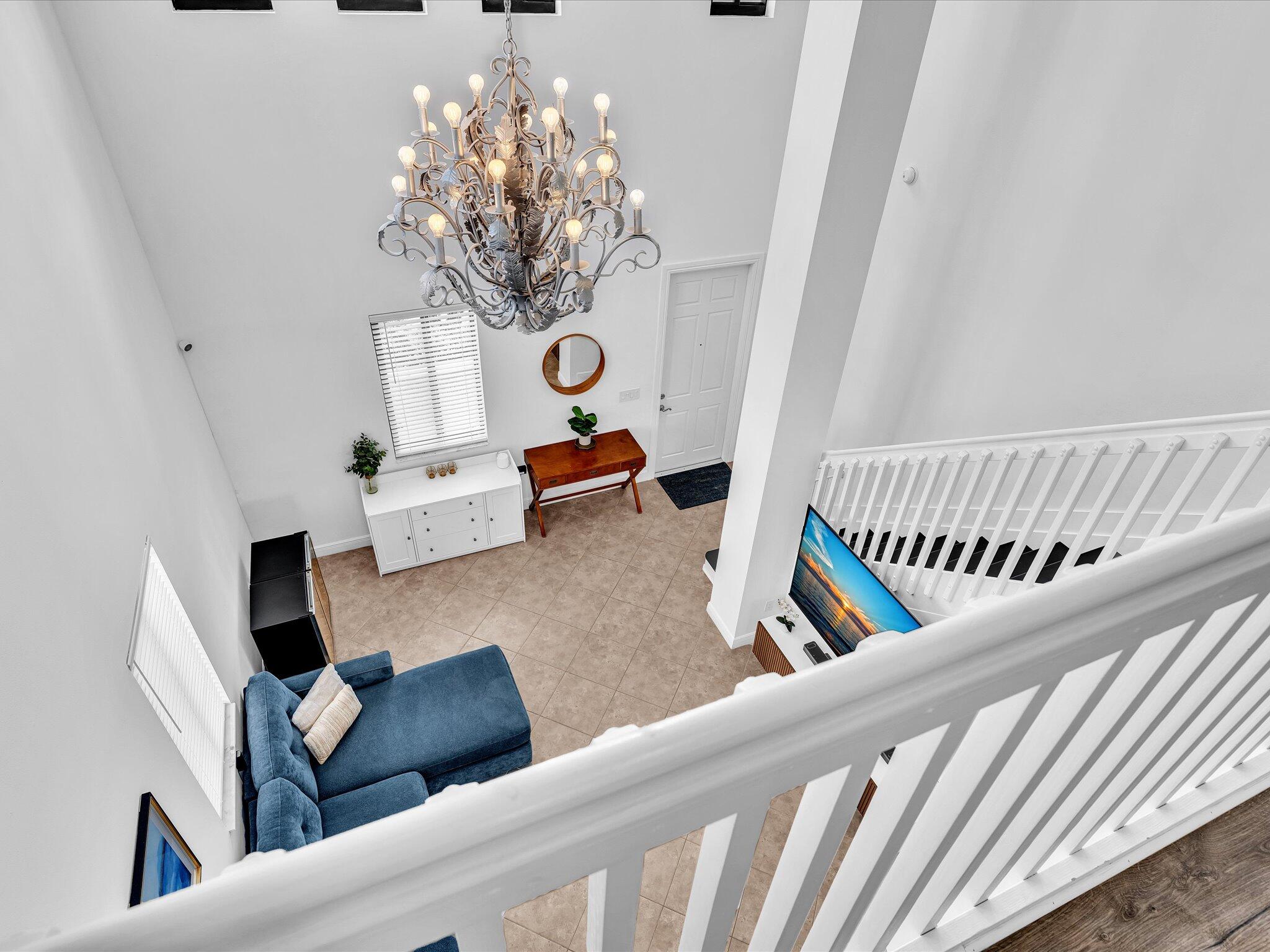 VENETIAN VILLAS - Residential Lease