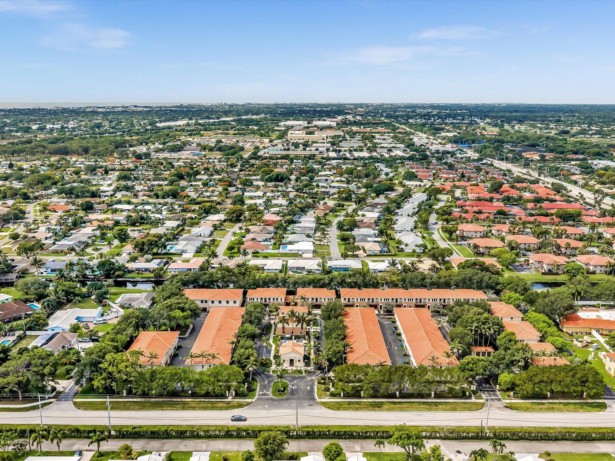 VENETIAN VILLAS - Residential Lease
