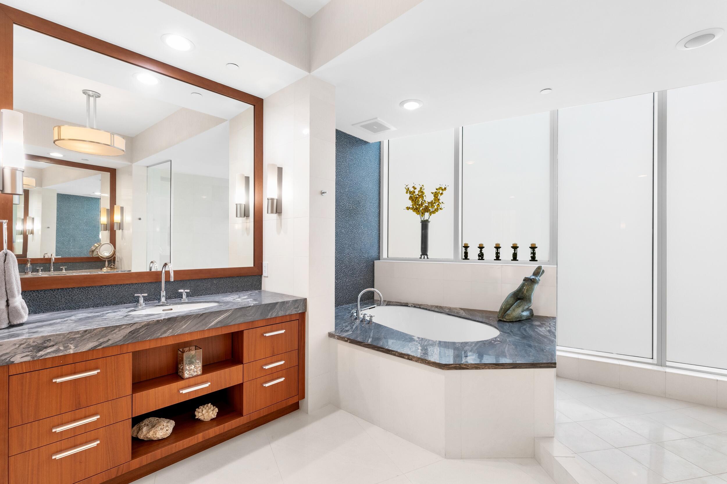 ONE THOUSAND OCEAN - Residential