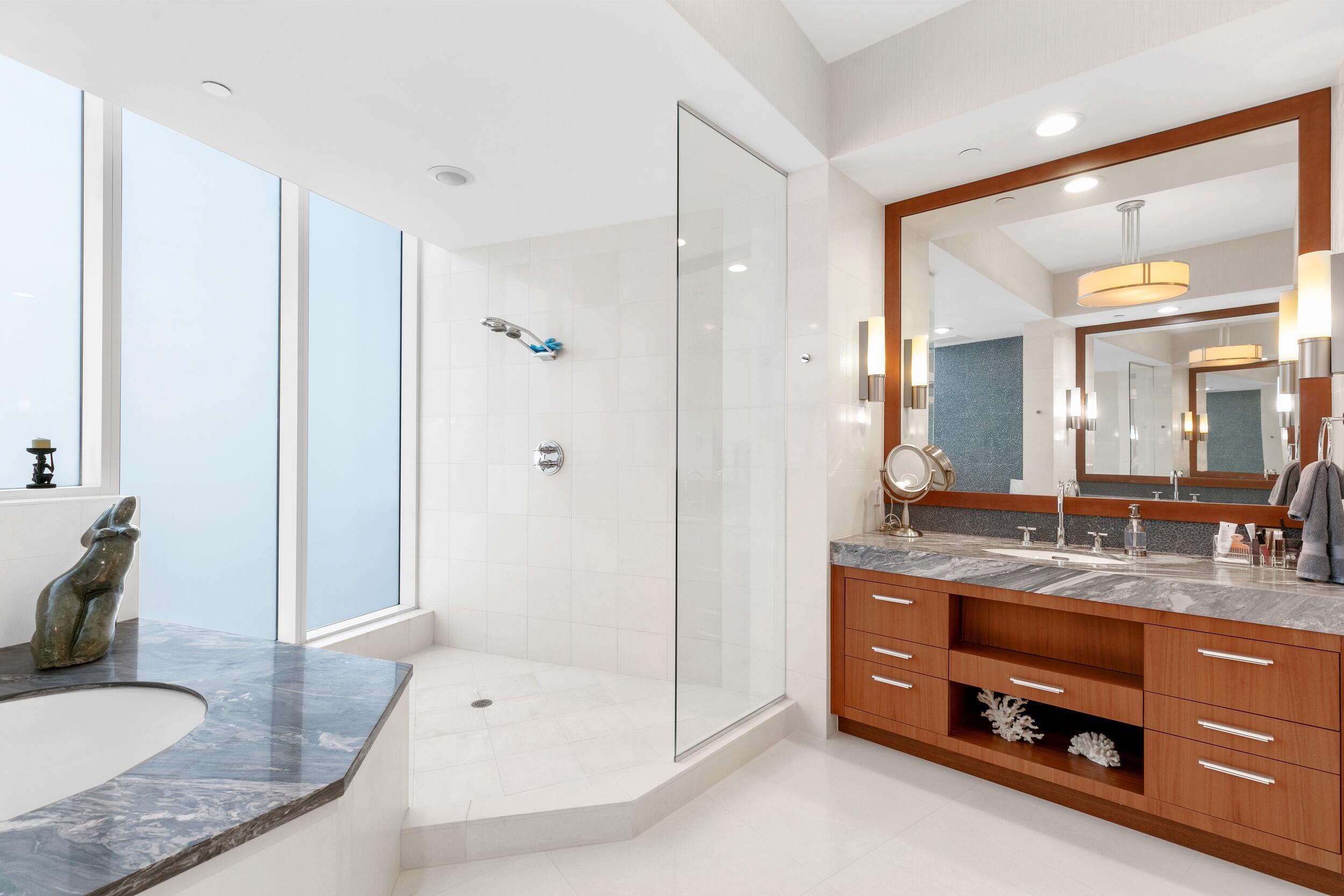 ONE THOUSAND OCEAN - Residential