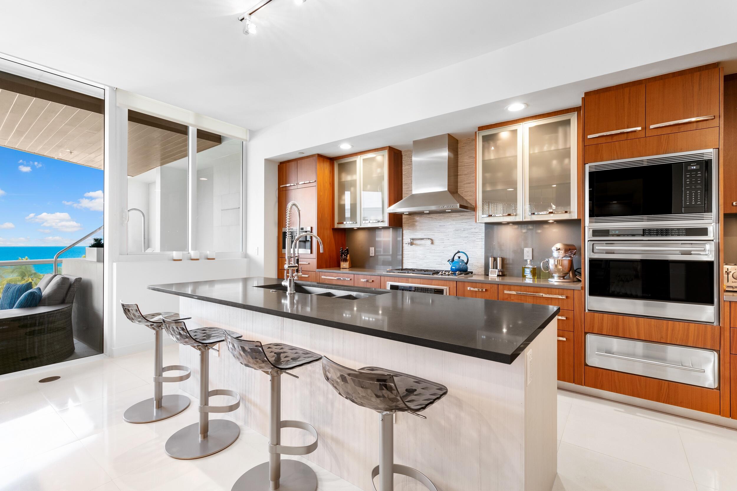 ONE THOUSAND OCEAN - Residential