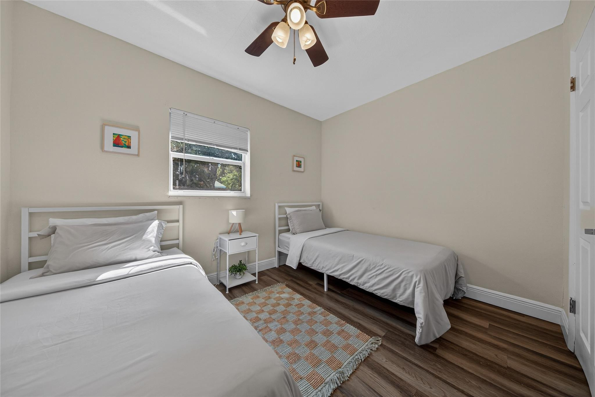 Collier Estates 1st Add 4 - Residential Lease