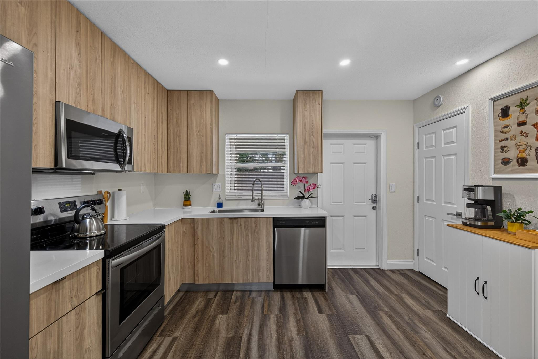 Collier Estates 1st Add 4 - Residential Lease