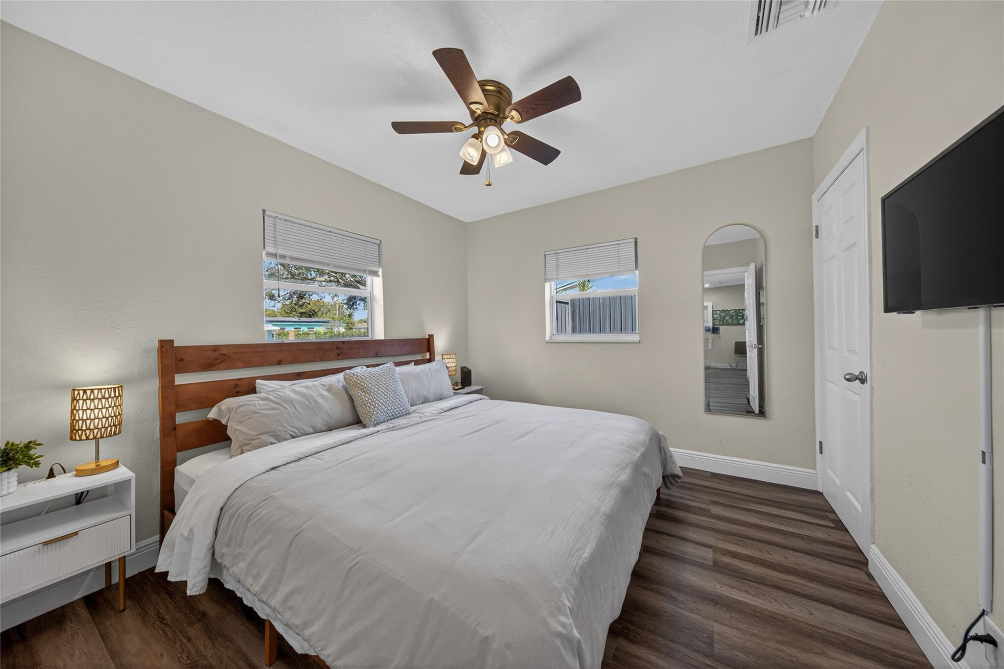 Collier Estates 1st Add 4 - Residential Lease