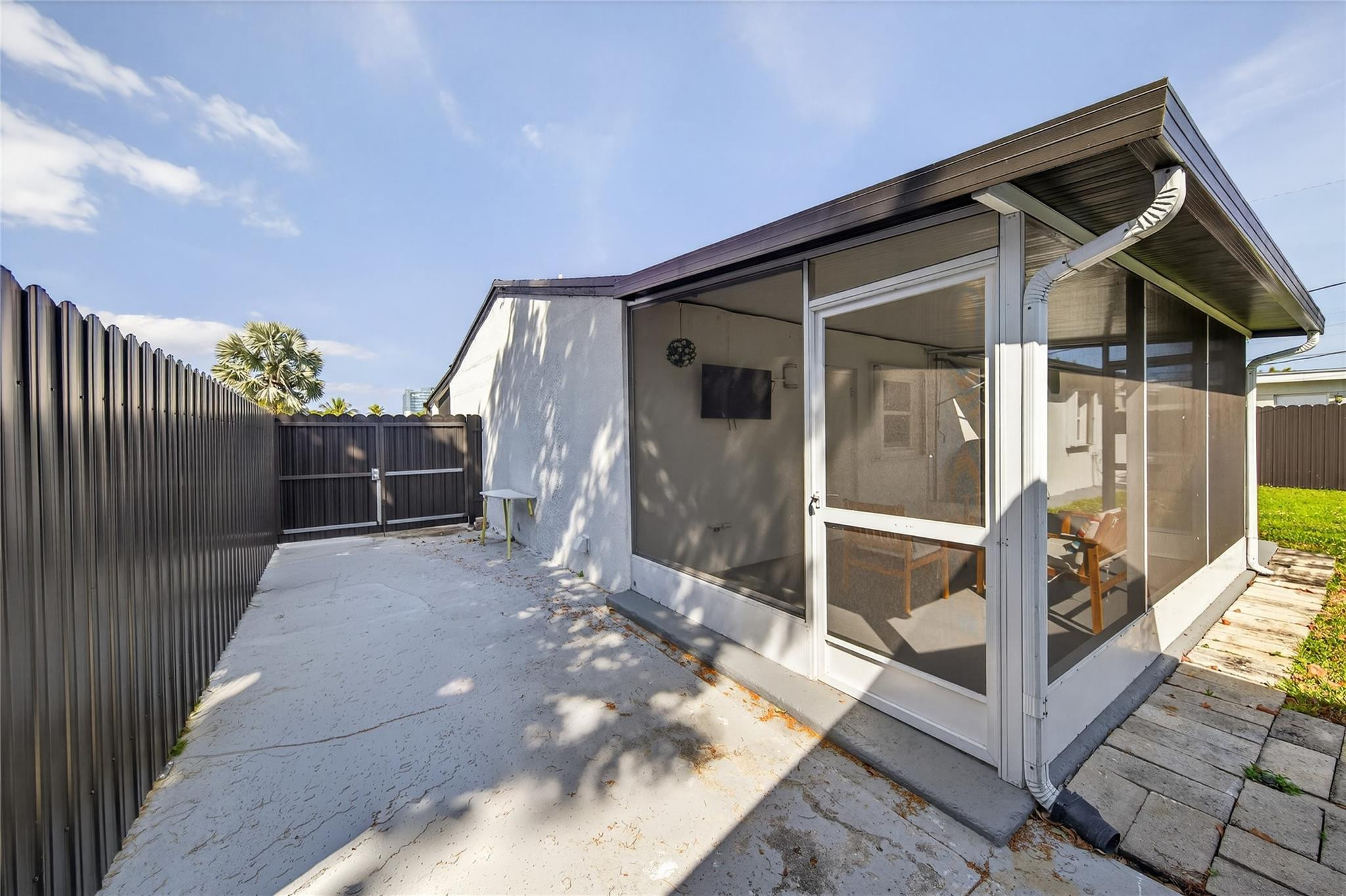 Collier Estates 1st Add 4 - Residential Lease