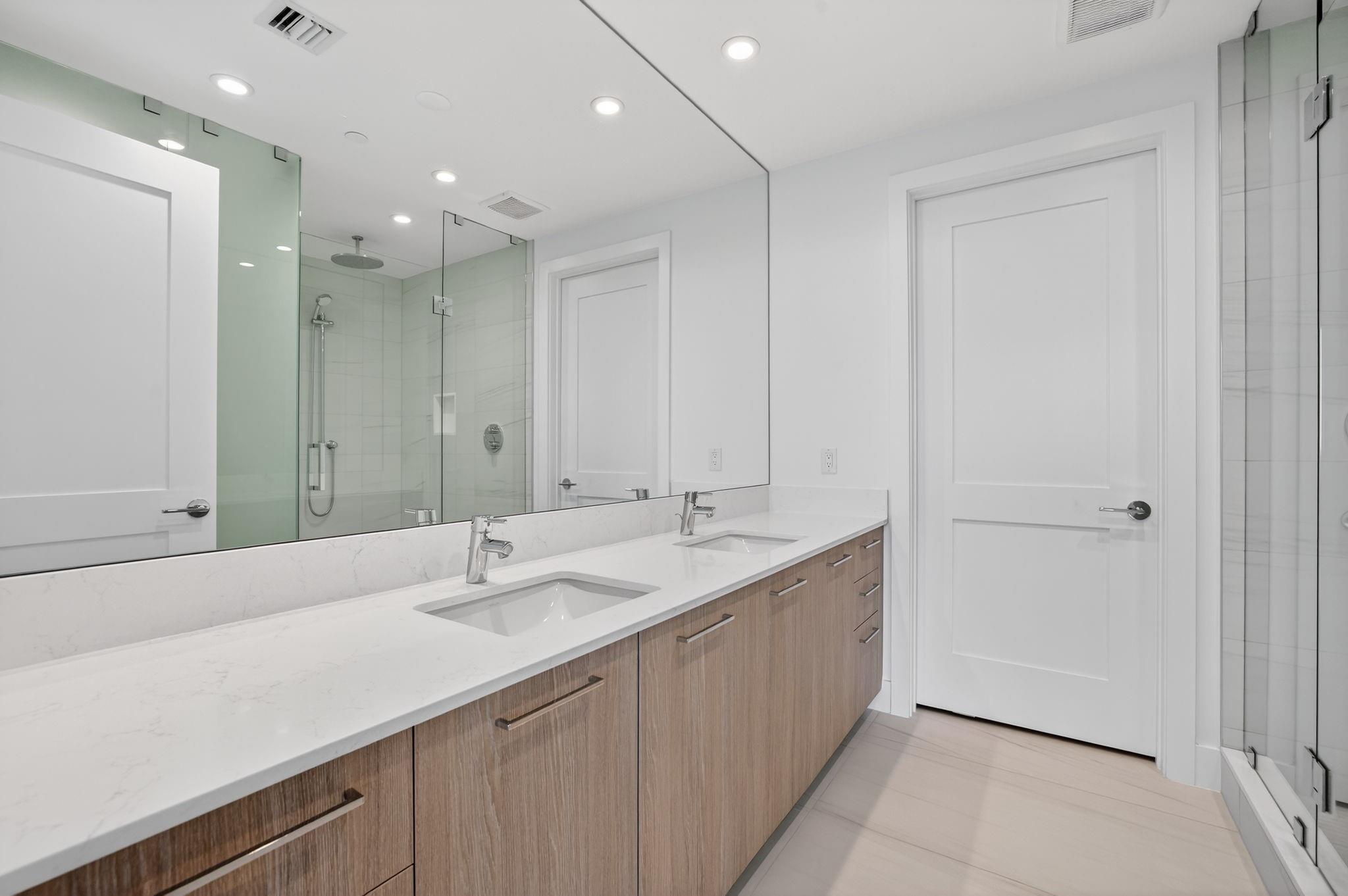 Selene Oceanfront - Residential Lease